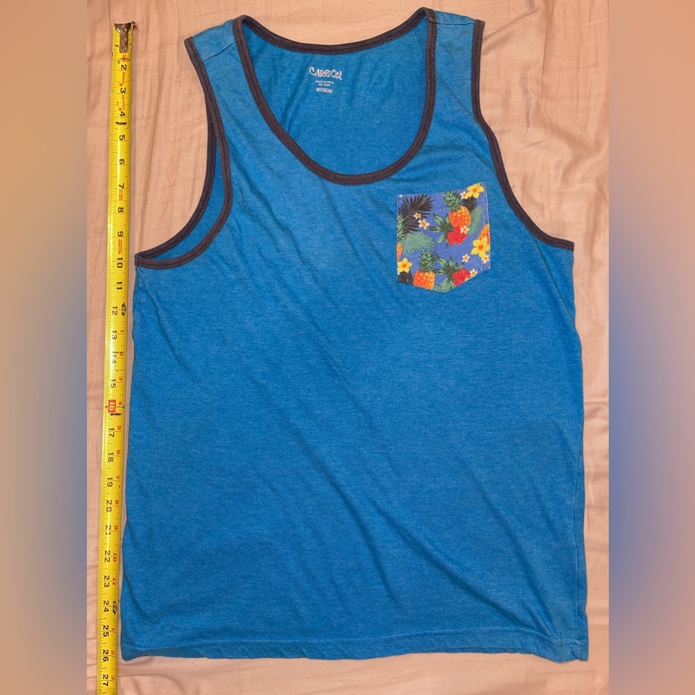 Carbon brand Tanktop Men’s Medium